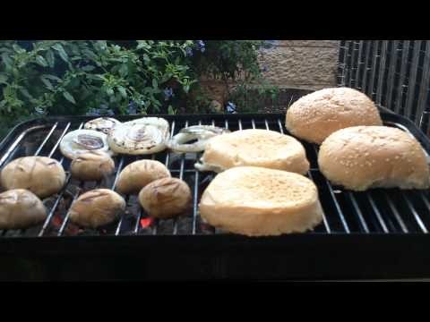 Угольный гриль Weber Go Anywhere, портативный, чёрный China в Волгодонске в Волгодонске-video